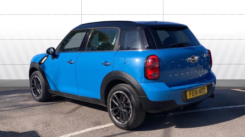 MINI Countryman 1.6 Cooper 5dr Petrol Hatchback